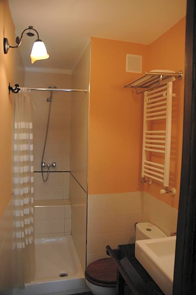 Posada Rural SPA Granja LA TEJERA de Lozoya