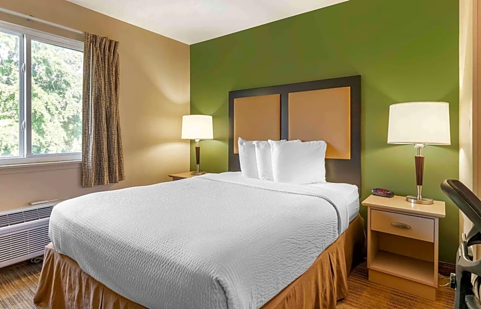 Extended Stay America Suites - Tulsa - Midtown