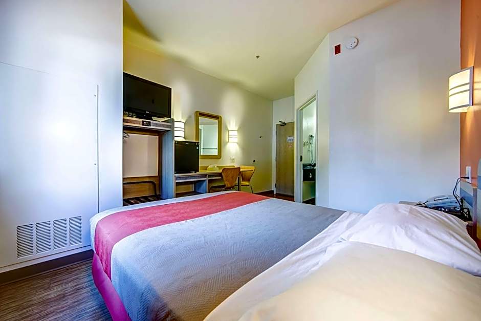 Motel 6-Burlington, ON - Toronto West - Oakville