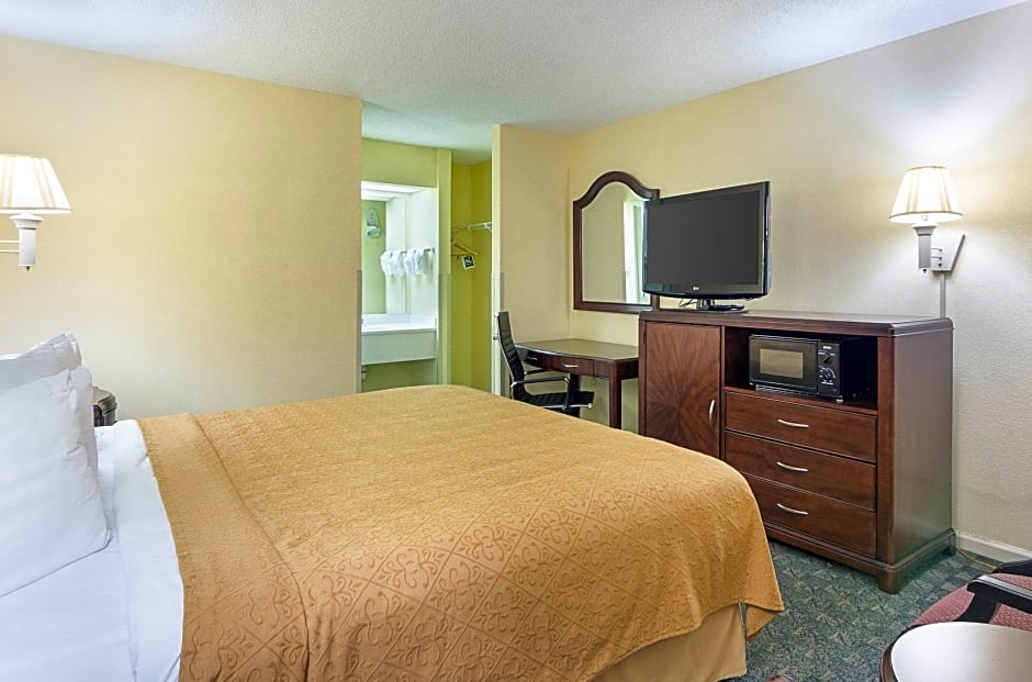 Quality Inn & Suites Franklin