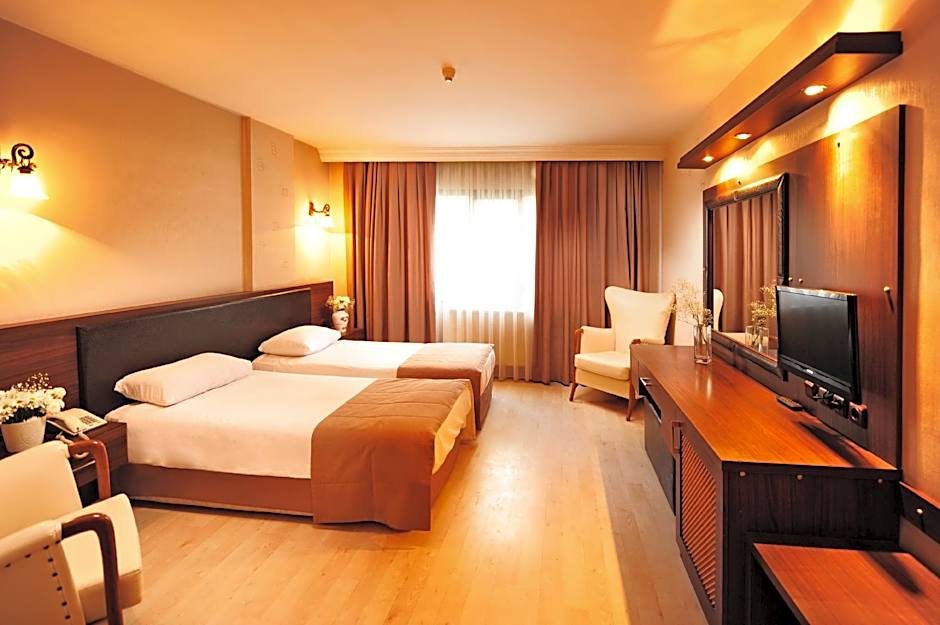 Ustun Hotel Alsancak