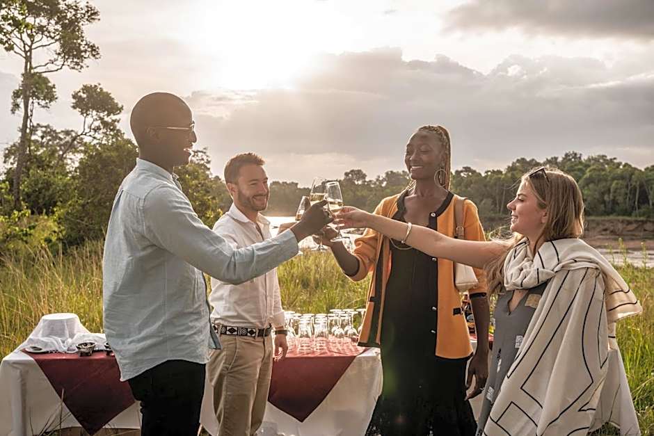 Exploreans Mara River Camp