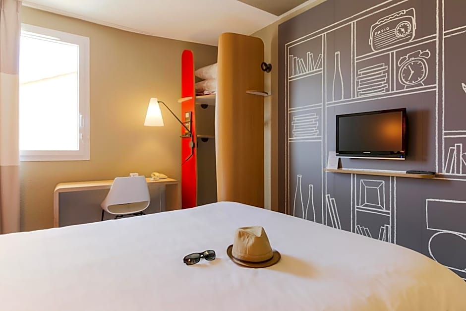 ibis Carcassonne East La Cité Hotel