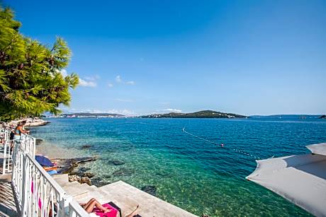 Happy Camp mobile homes in Camping Amadria Park Camping Trogir