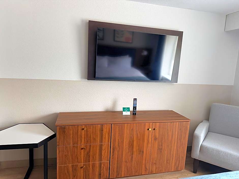 Wingate by Wyndham Athens Near Downtown