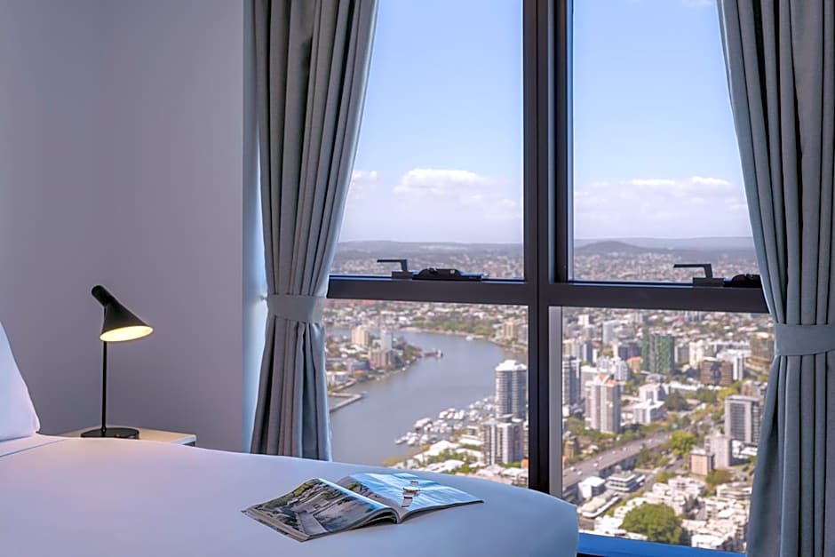 Meriton Suites Adelaide Street, Brisbane