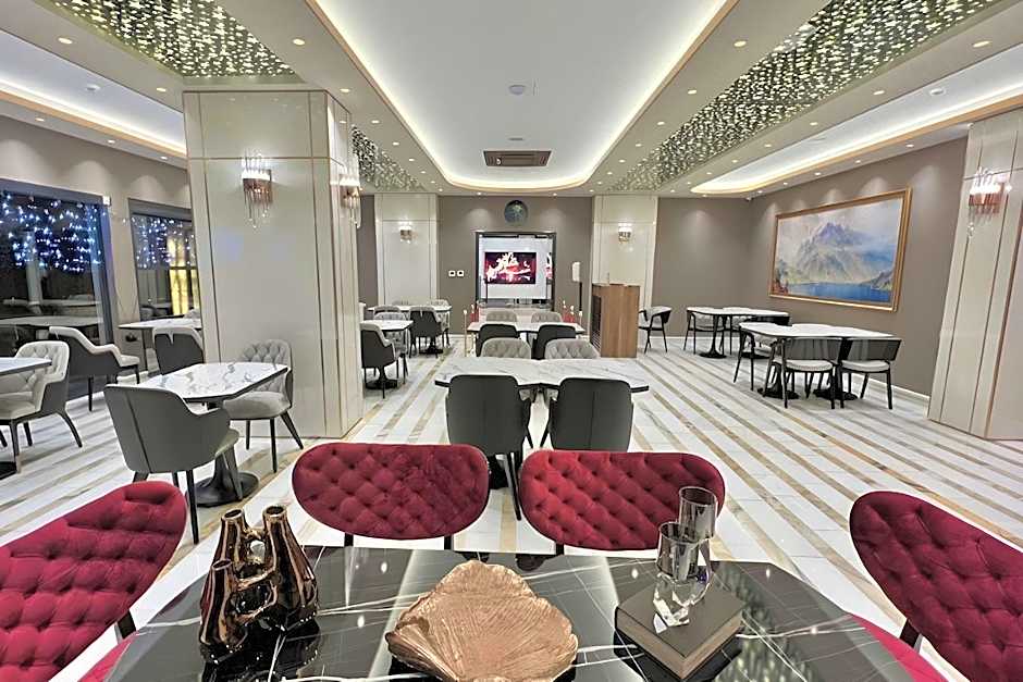 MQ Hotel Suites & SPA