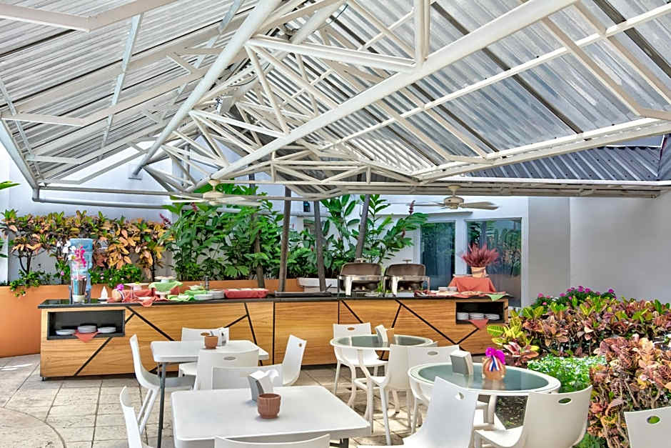 Hotel Residence Inn Suites Cristina