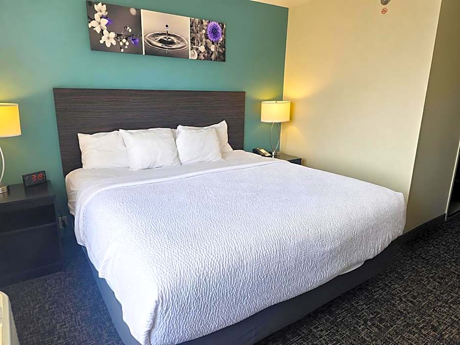 Sleep Inn & Suites near Spirit Mountain
