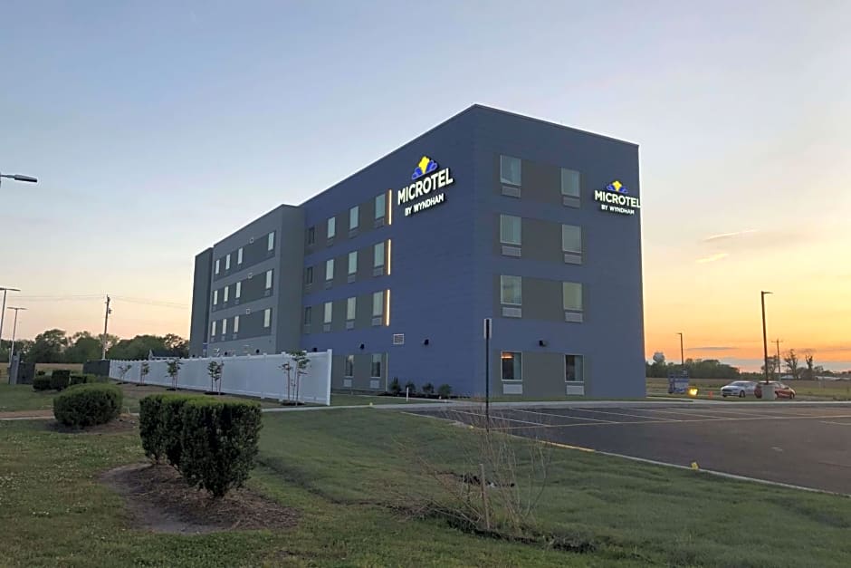 Microtel Inn & Suites by Wyndham Milford