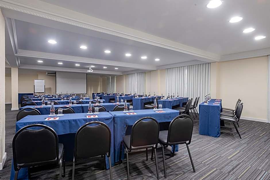 ROCKEFELLER by Slaviero Hotéis