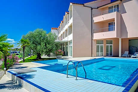 Hotel Duje