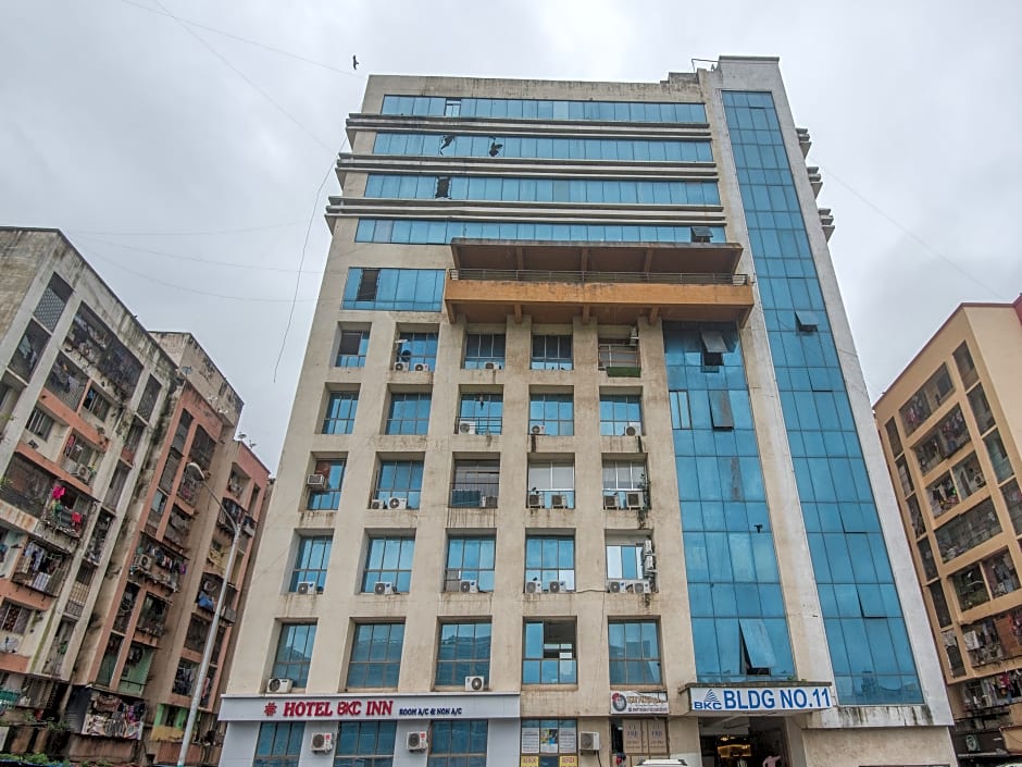 OYO 22039 Hotel Bkc Grand