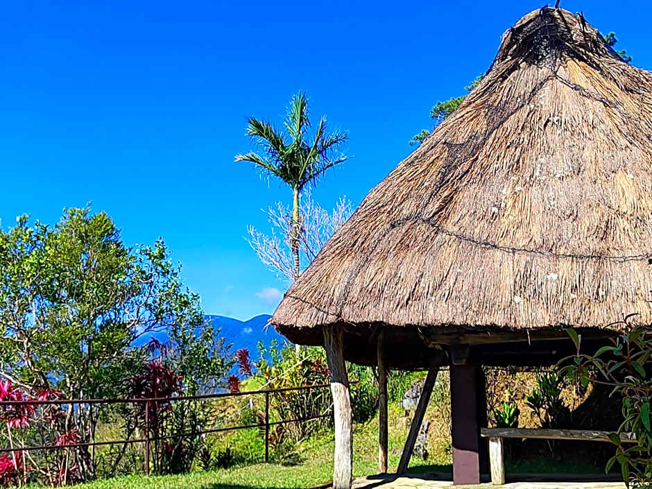 Hiwang Native House Inn & Viewdeck