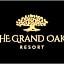 The Grand Oaks Resort