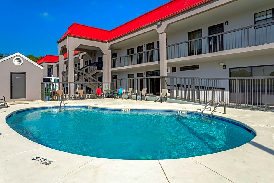 SureStay Hotel by Best Western Lenoir City