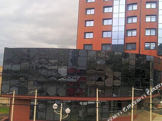 Le Cristal Hotel