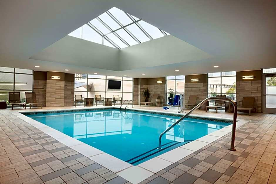 Embassy Suites by Hilton Charlotte Uptown