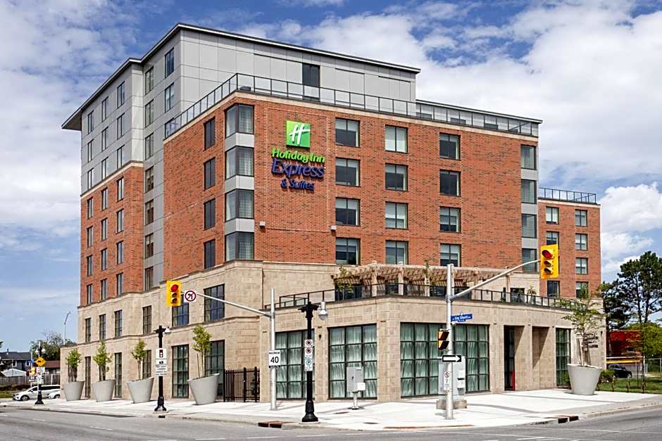 Holiday Inn Express & Suites Downtown Ottawa East by IHG