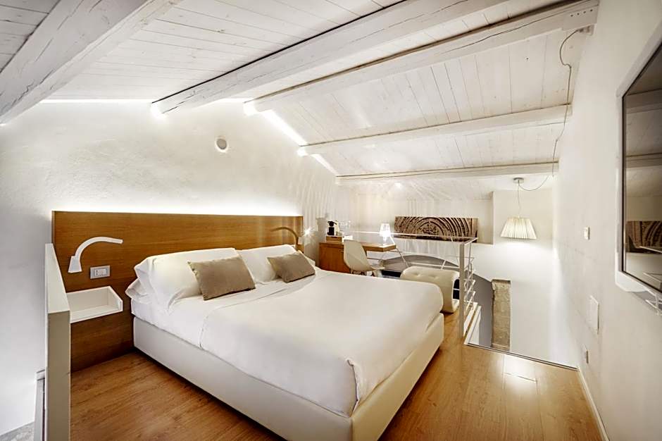 Photo 1 of 4 of Junior Suite