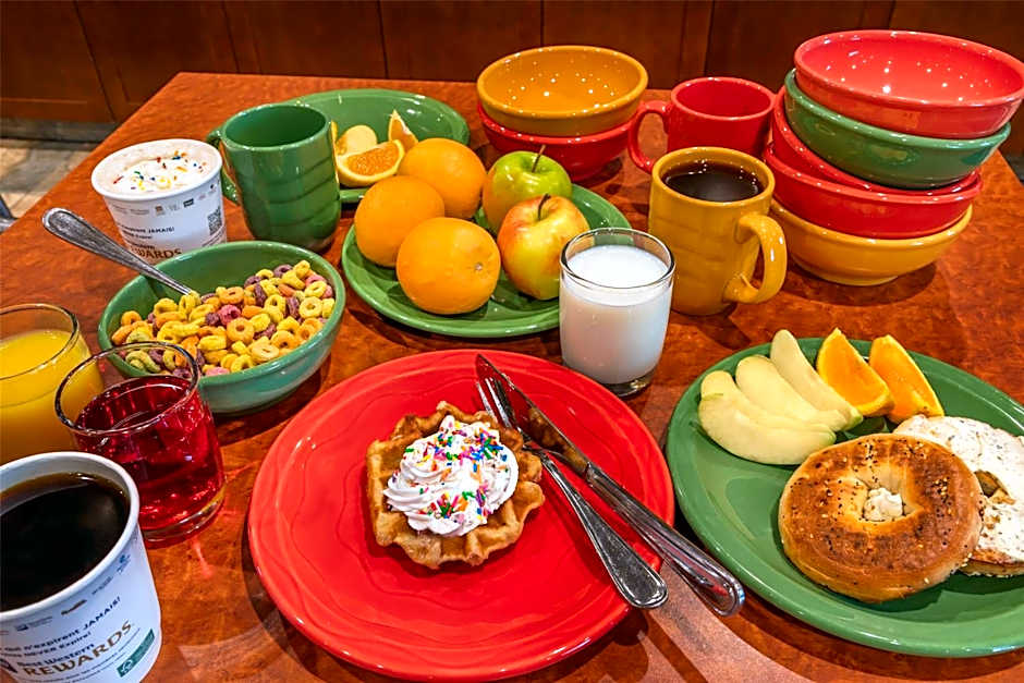 Best Western Plus Service Inn & Suites