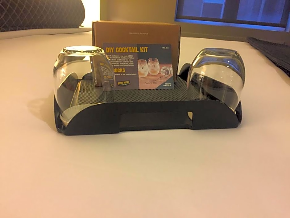 ACME Hotel Company Chicago