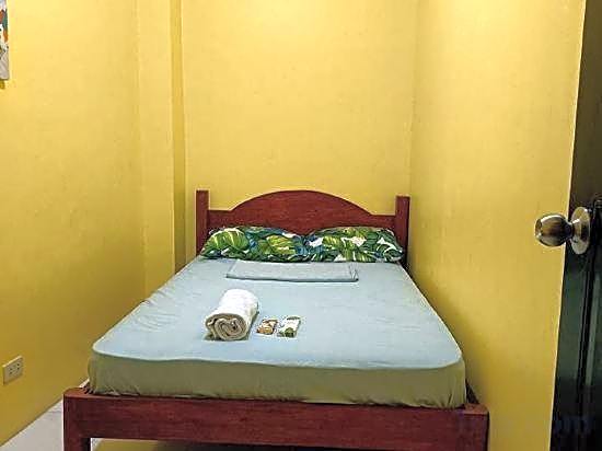 Jethro Hotel and Resto