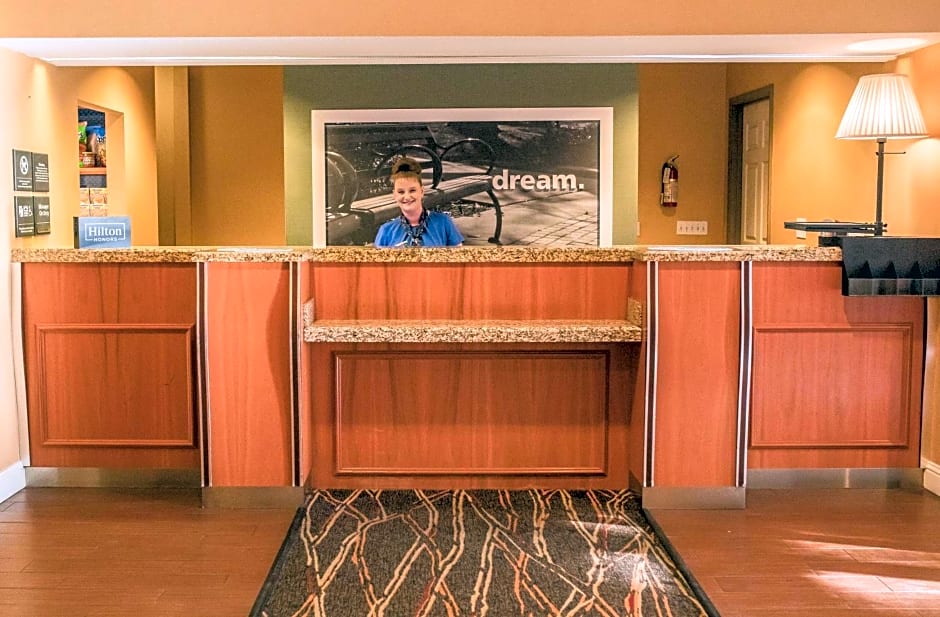 Hampton Inn & Suites Lathrop
