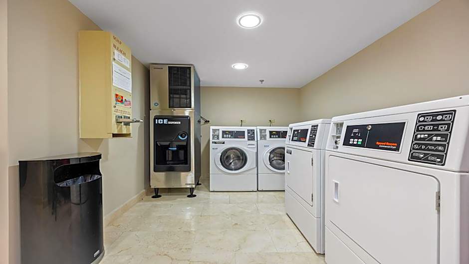 Holiday Inn Ponce & El Tropical Casino By IHG