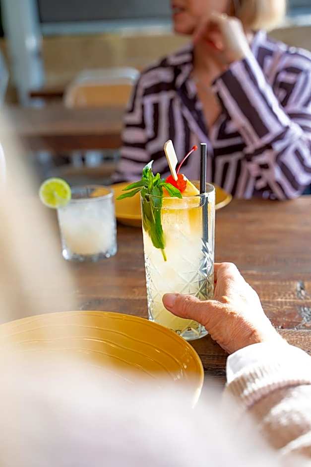 Cottesloe Beach Hotel