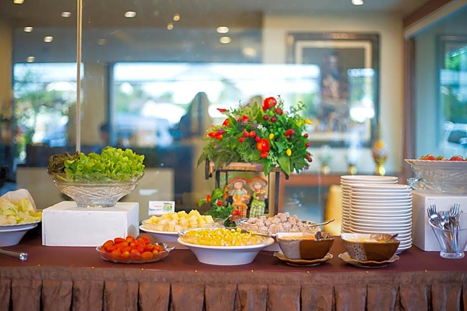 Romantic Khon Kaen Hotel