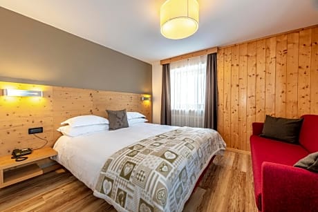 Double or Twin Room with Extra Bed