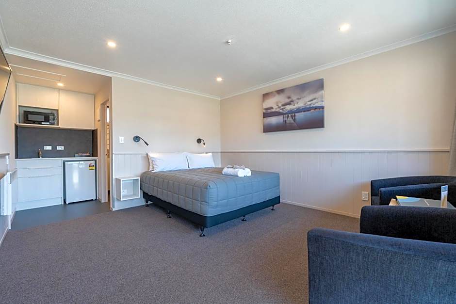 Te Anau Top 10 Holiday Park and Motels