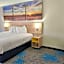 Days Inn & Suites by Wyndham New Iberia