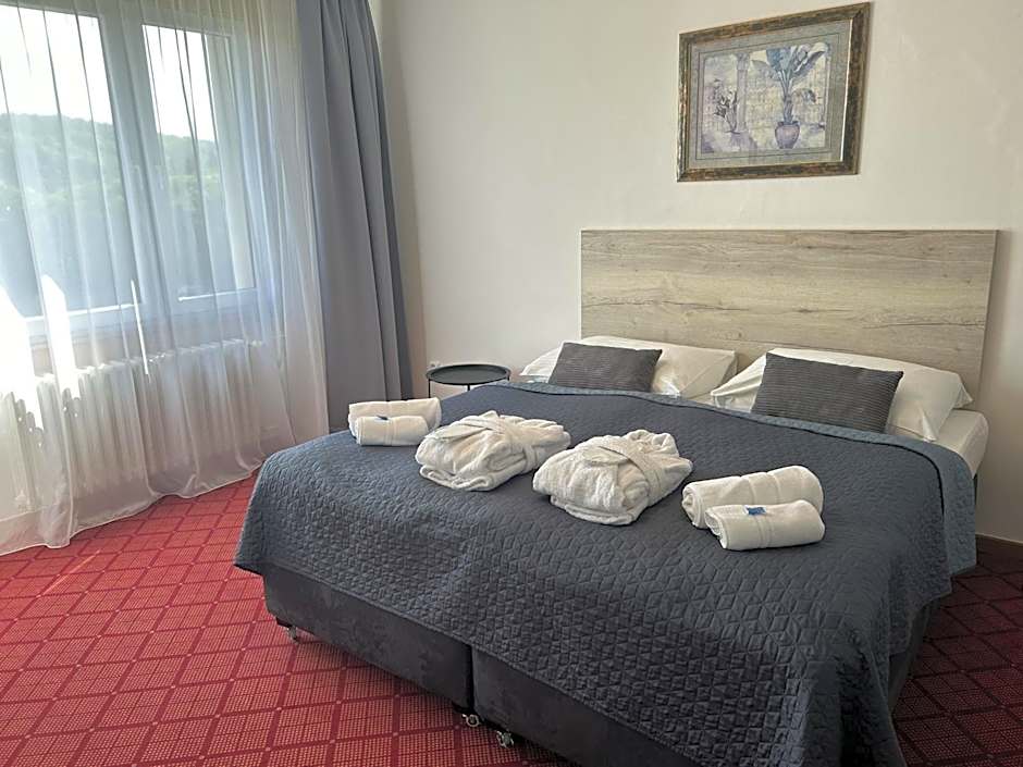 PATRIA HOTEL