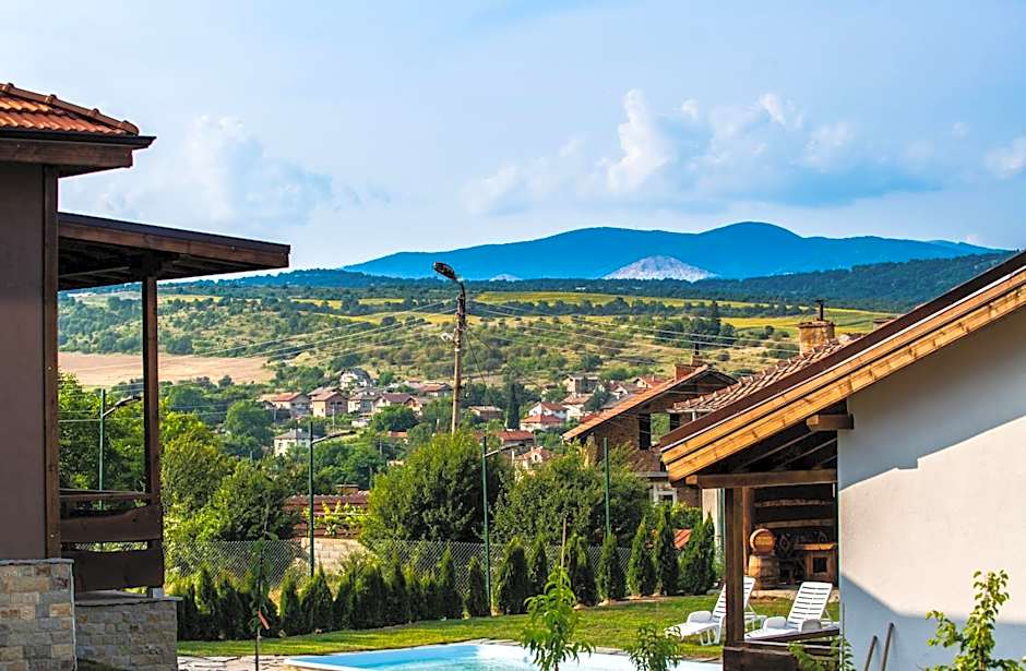 Етно комплекс "Поп Грую Бански"