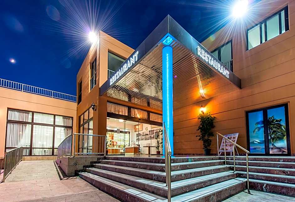 Caretta Beach Resort & WaterPark