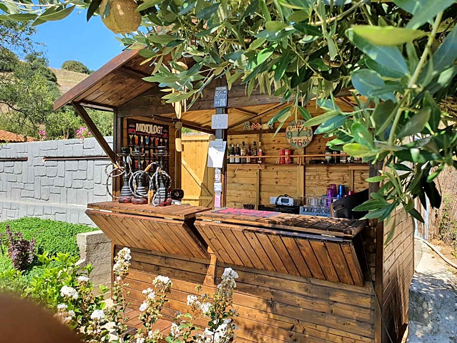 Theatro Hotel Odysseon