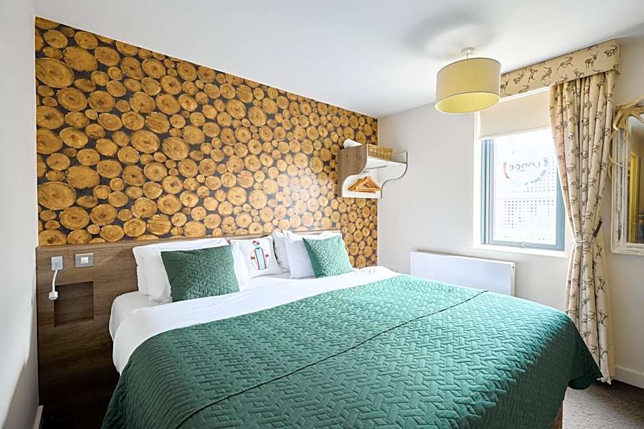 The Lodge Hotel