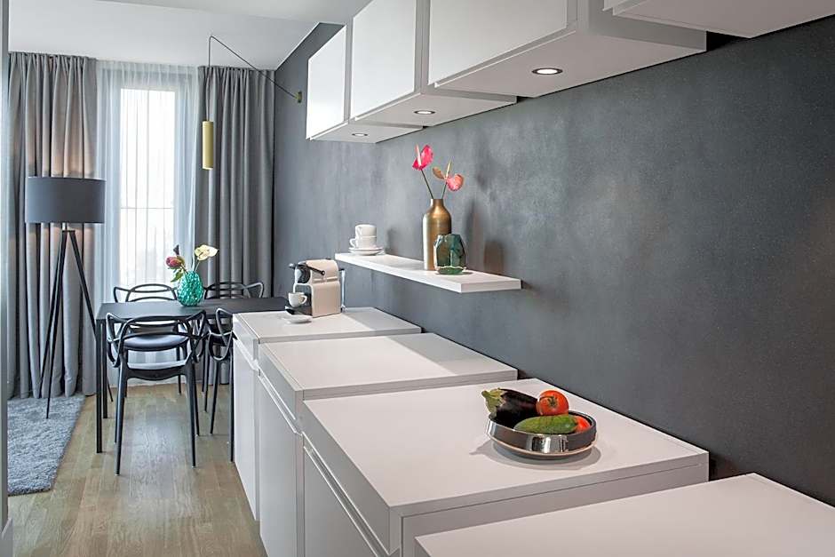 AMANO HOME Apartments