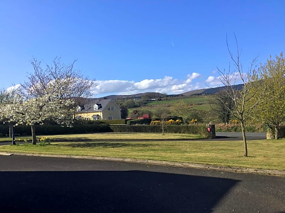 Muff Village Bed & Breakfast