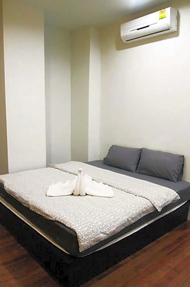Phuket Sunny Hostel
