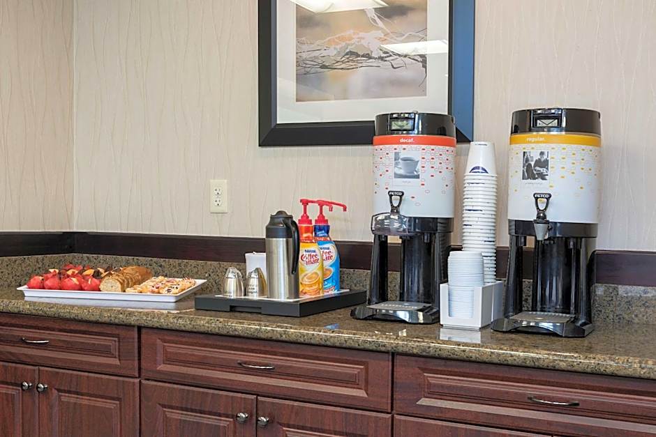 Hampton Inn By Hilton Detroit Roseville