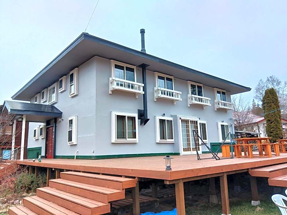 Stella八ヶ岳原村-星空,サウナ,BBQ,大型スクリーンを楽しめる八ヶ岳の貸切宿