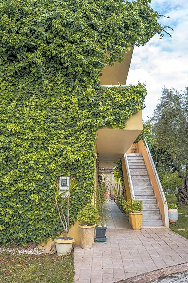 Abelia Boutique Rooms