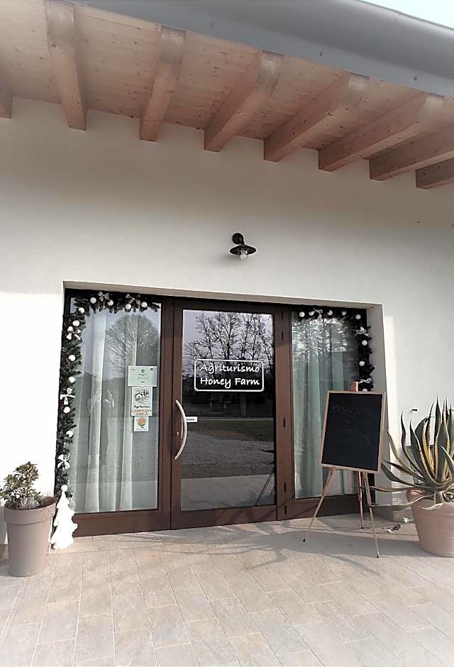 Agriturismo Honey Farm