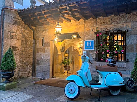 Hotel Santillana