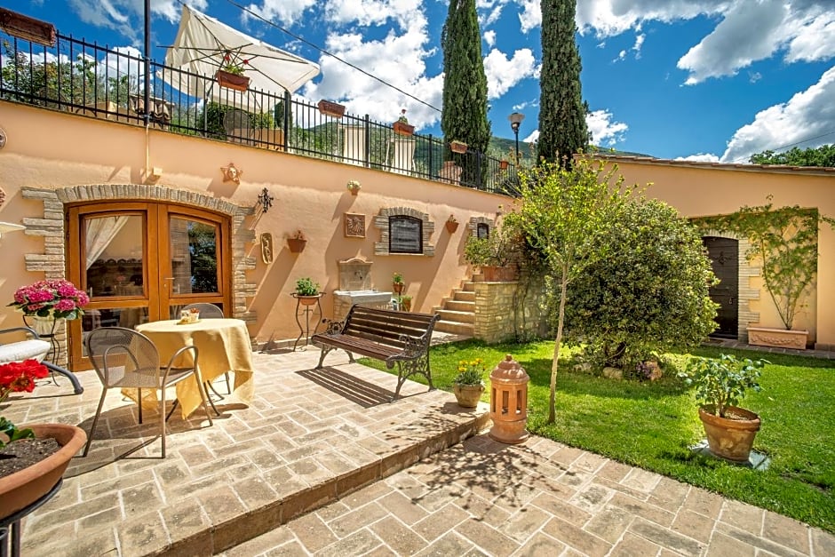 L'Agrifoglio di Assisi Residenza di Campagna