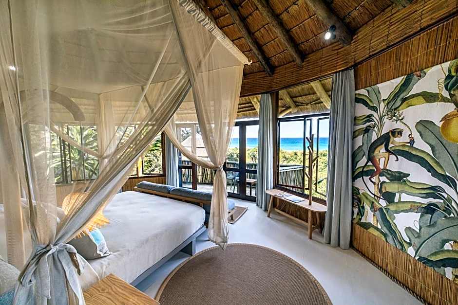 Thonga Beach Lodge