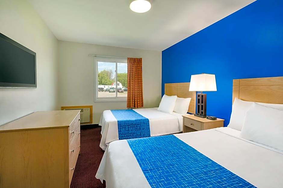 Travelodge by Wyndham Niagara Falls